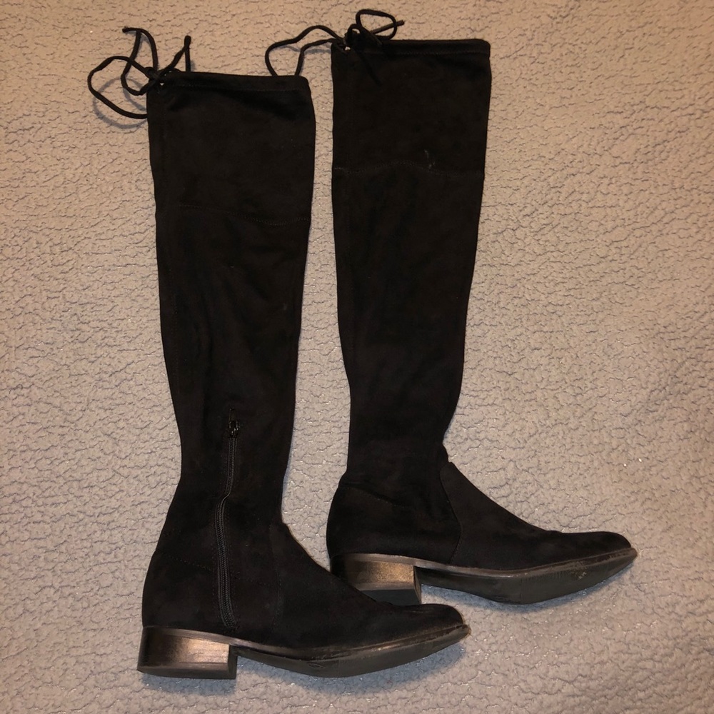 High thigh boots black